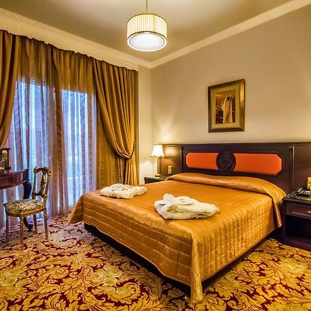 Kouros Hotel Drama Exterior photo