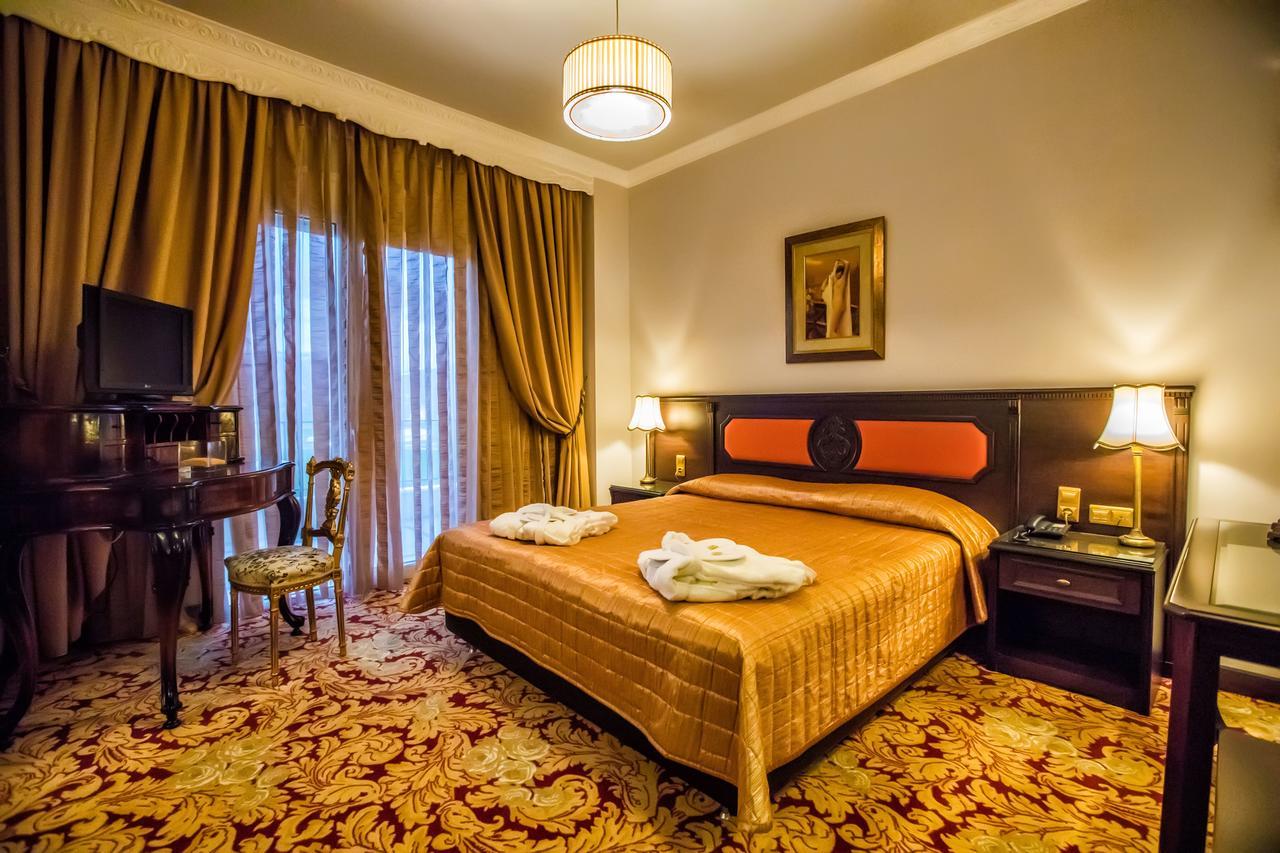 Kouros Hotel Drama Exterior photo