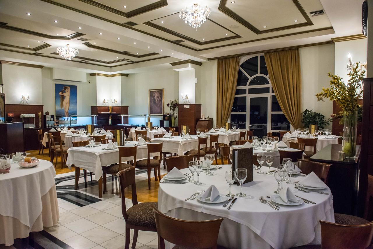 Kouros Hotel Drama Exterior photo