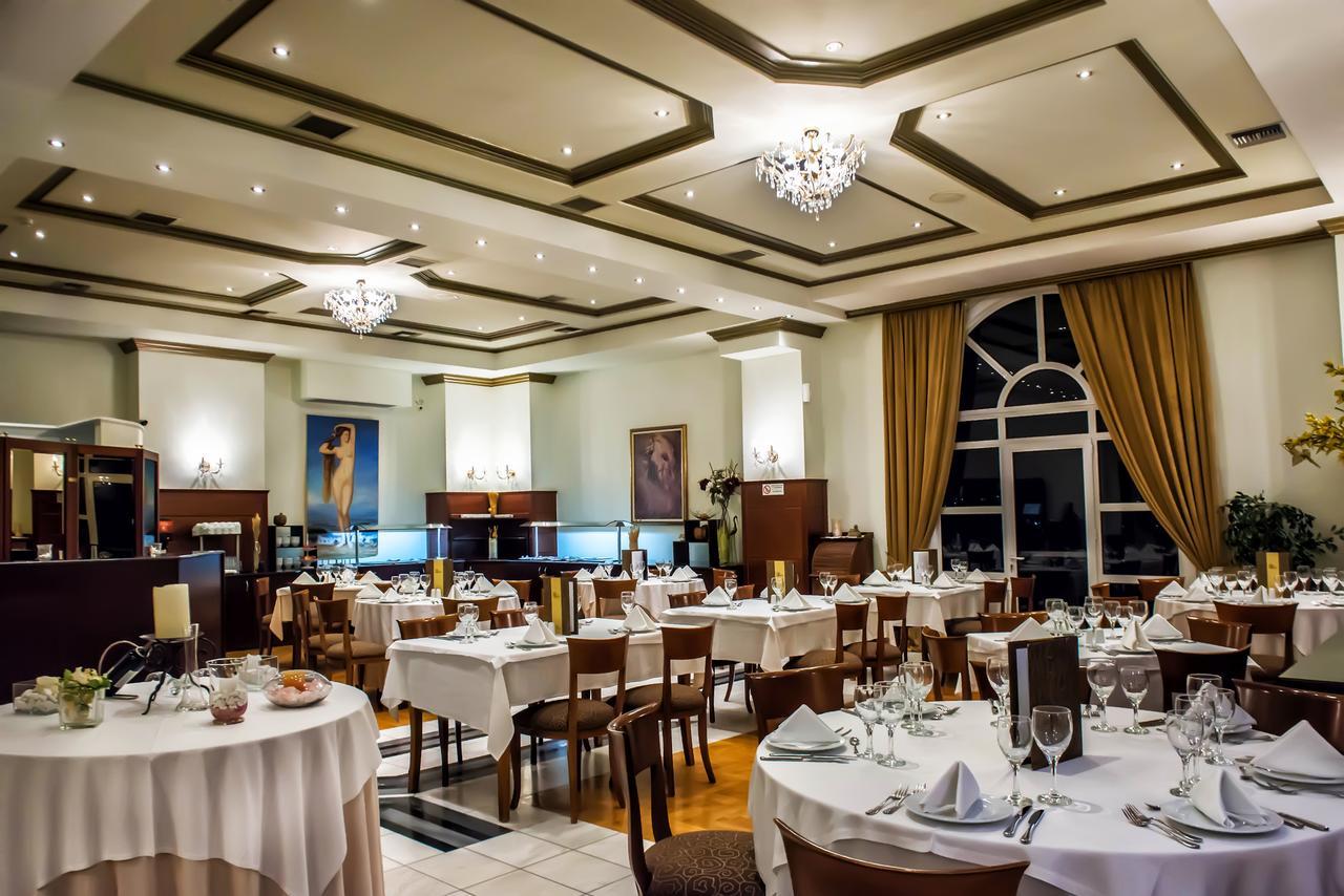 Kouros Hotel Drama Exterior photo